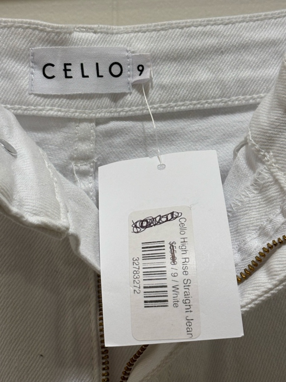 Cello White Flare High-Rise Jeans Raw Hem New with Tags  Size 9 - Picture 5 of 7